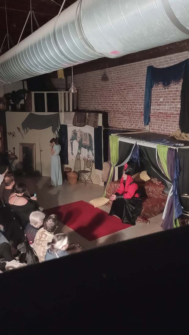 The princess and the Vizier mid-scene, seen from above the audience